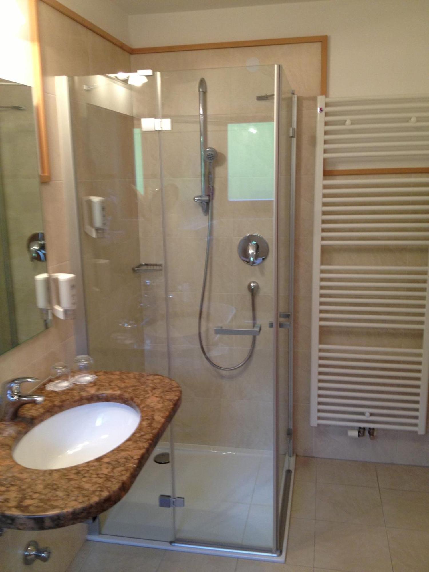 Hotel Plunger Кастельротто Экстерьер фото