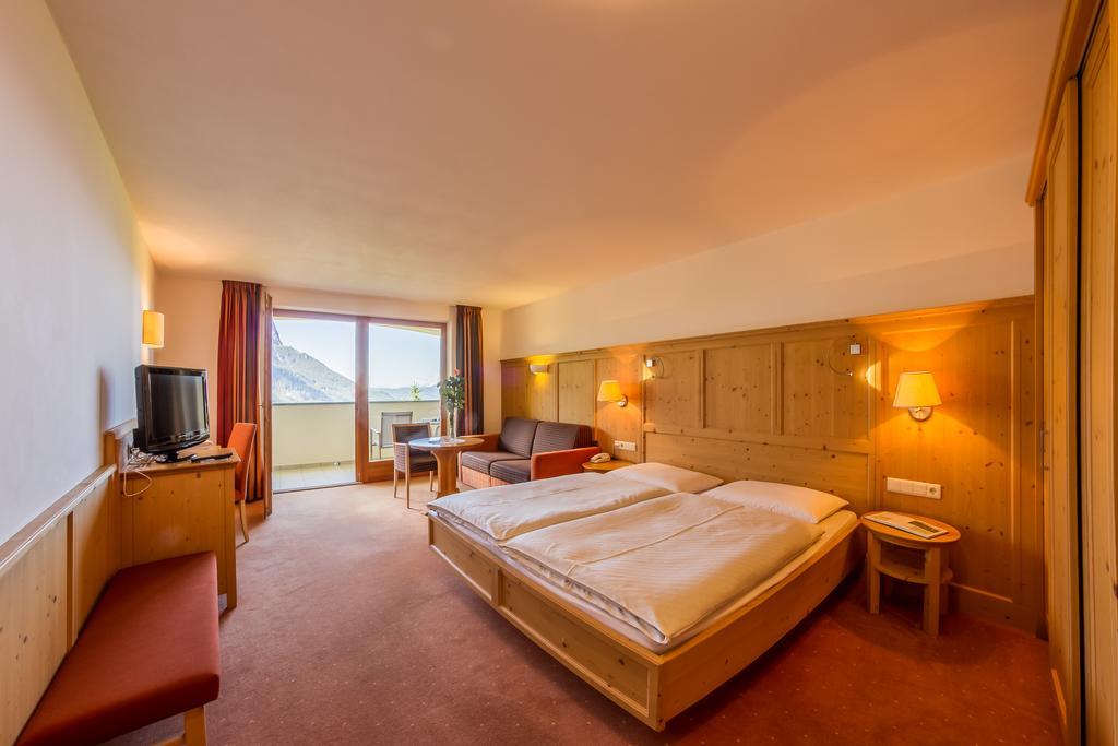 Hotel Plunger Кастельротто Экстерьер фото
